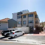 Bright Modern 2Bed1 Central Apartment With Pool