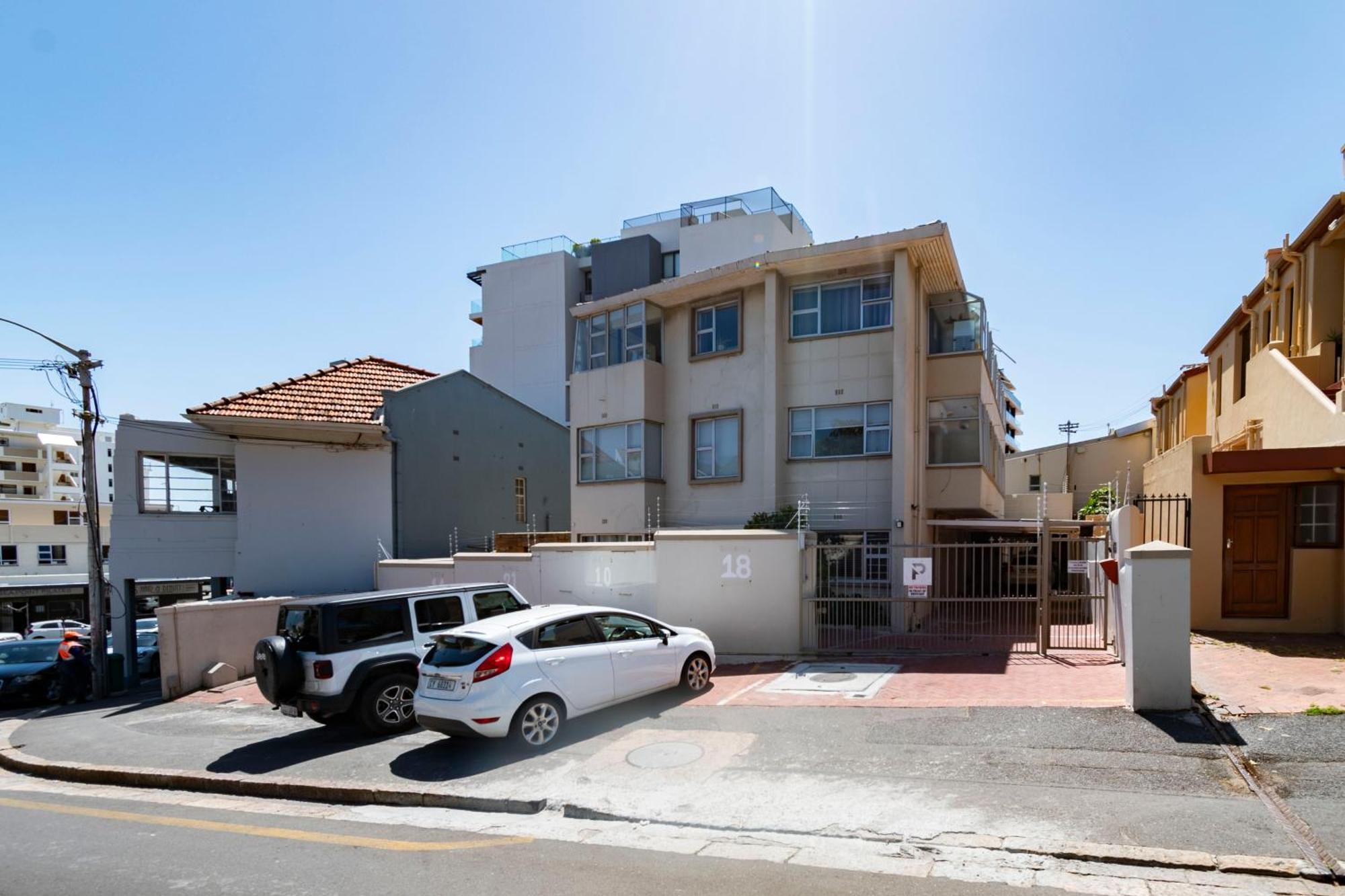 Bright Modern 2bed1 With Pool * Cape Town
