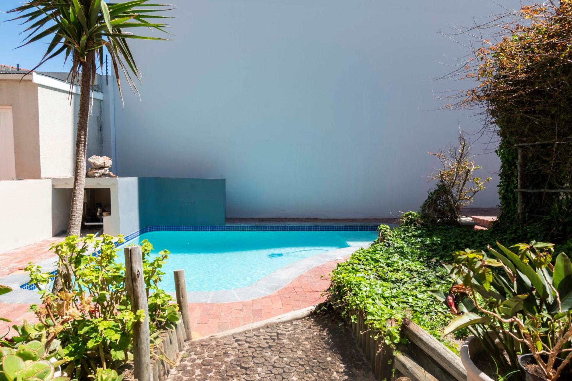Bright Modern 2bed1 With Pool * Cape Town