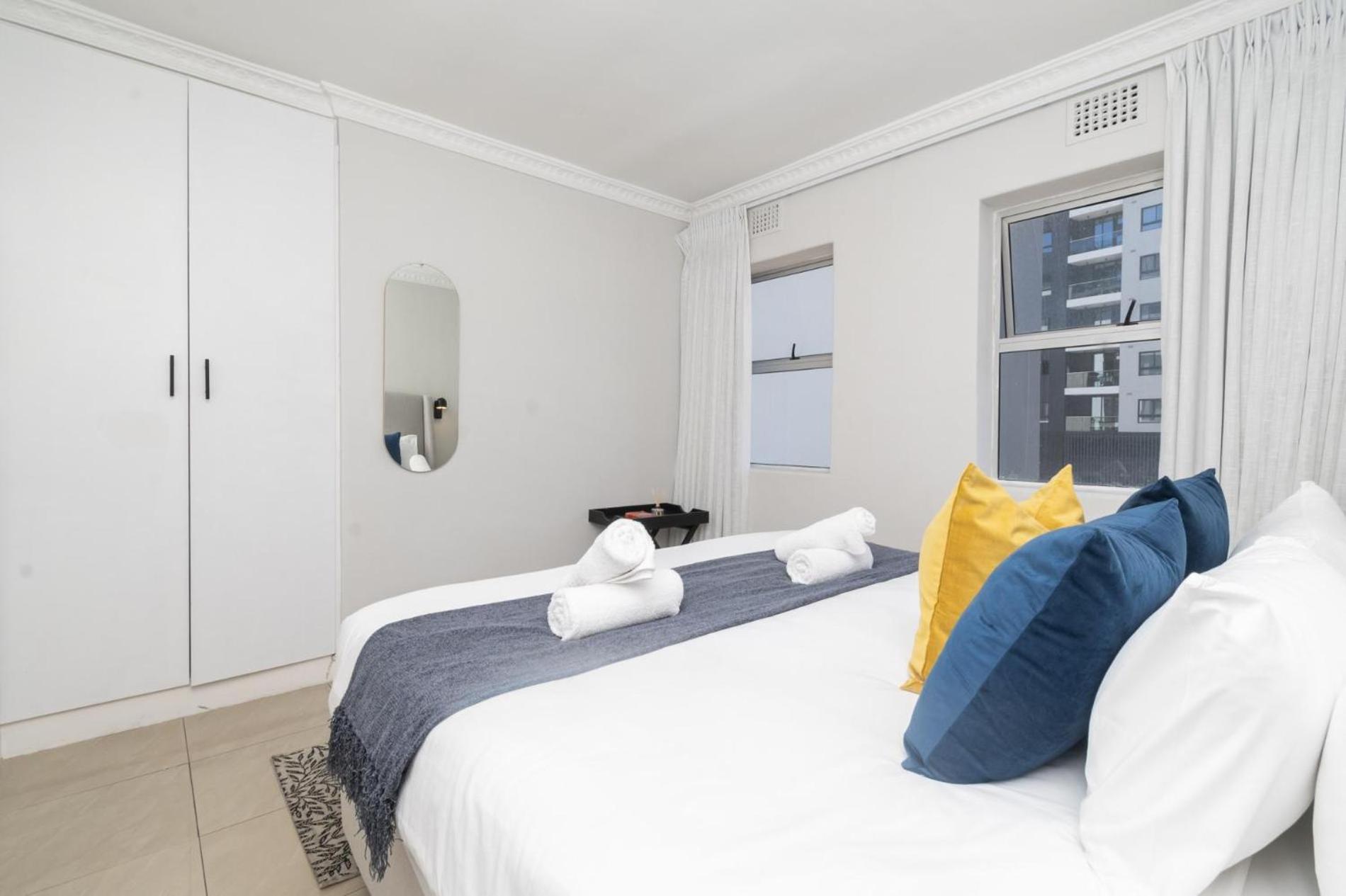 Apartment Bright Modern 2bed1 With Pool